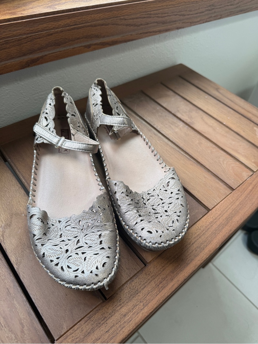 PIKOLINOS Bronze gold Laser-Cut Mary Jane Flats